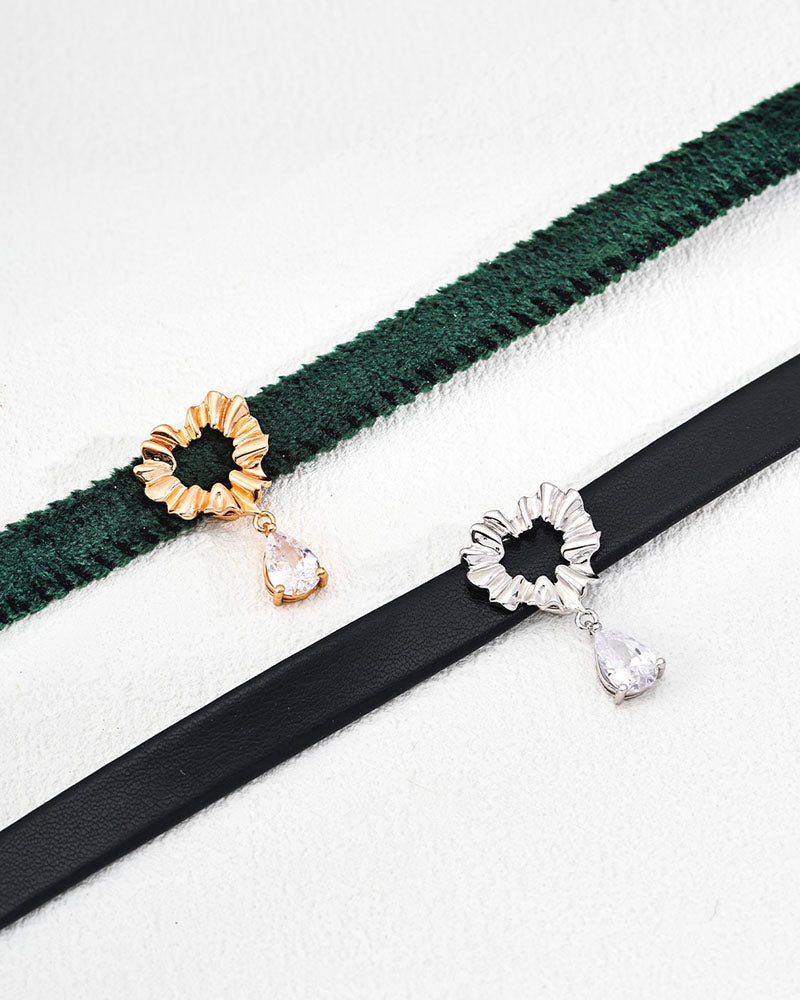 Emerald Velvet Radiance Choker