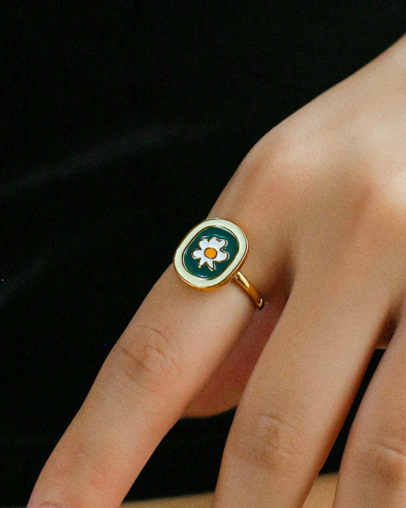 Enamel Glaze Daisy Ring