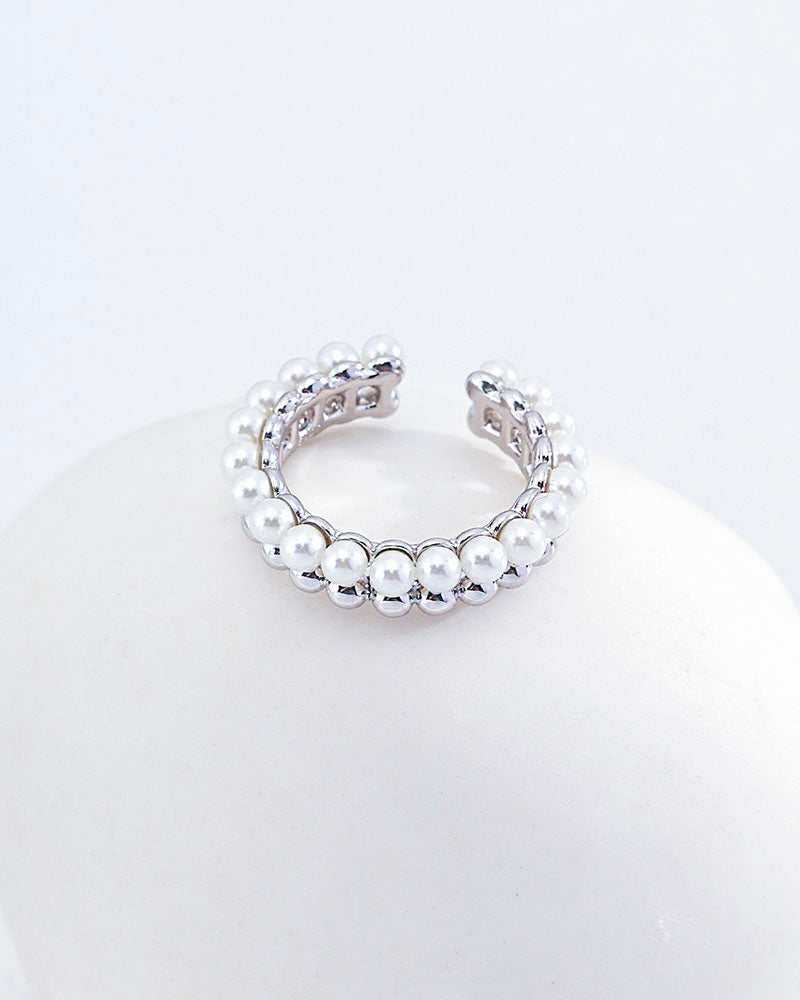 Ethereal Pearl Loop Ring