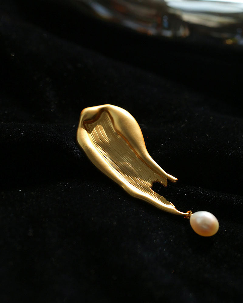 Ethereal Wave Brooch