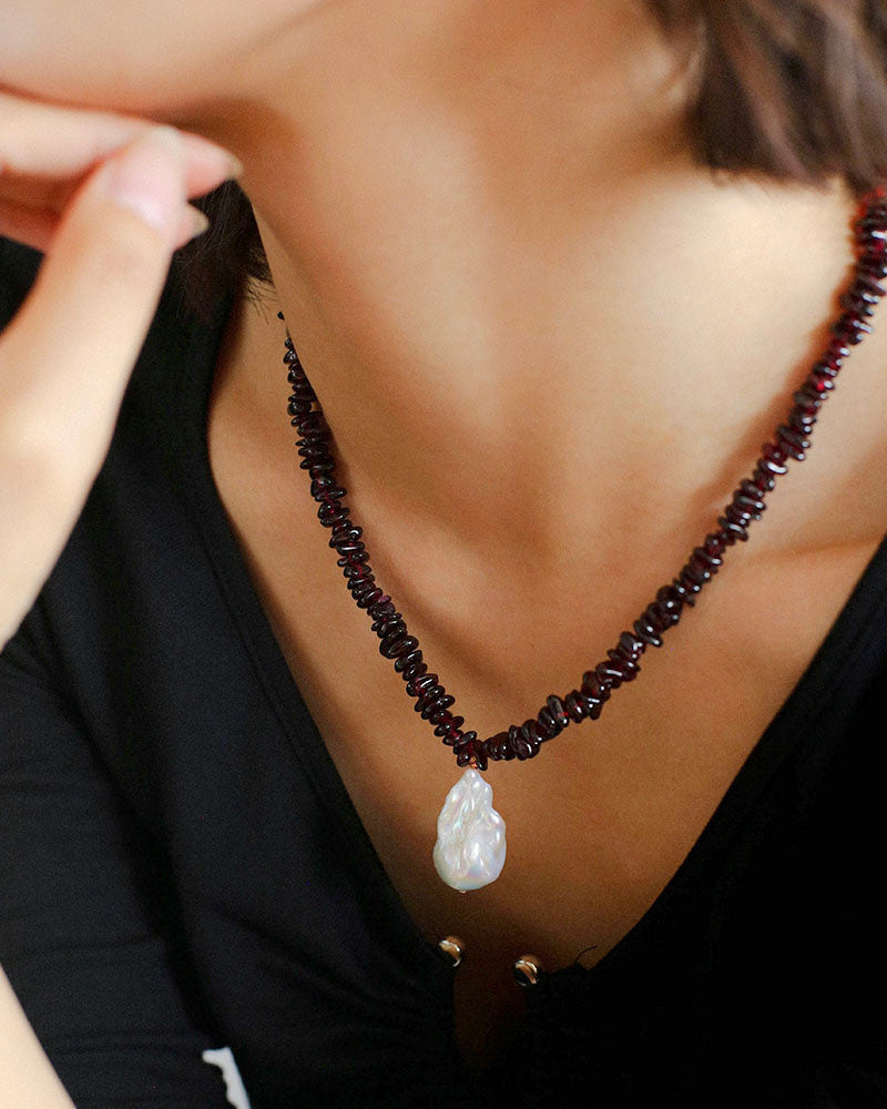 Gemstone Pearl Pendant Necklace