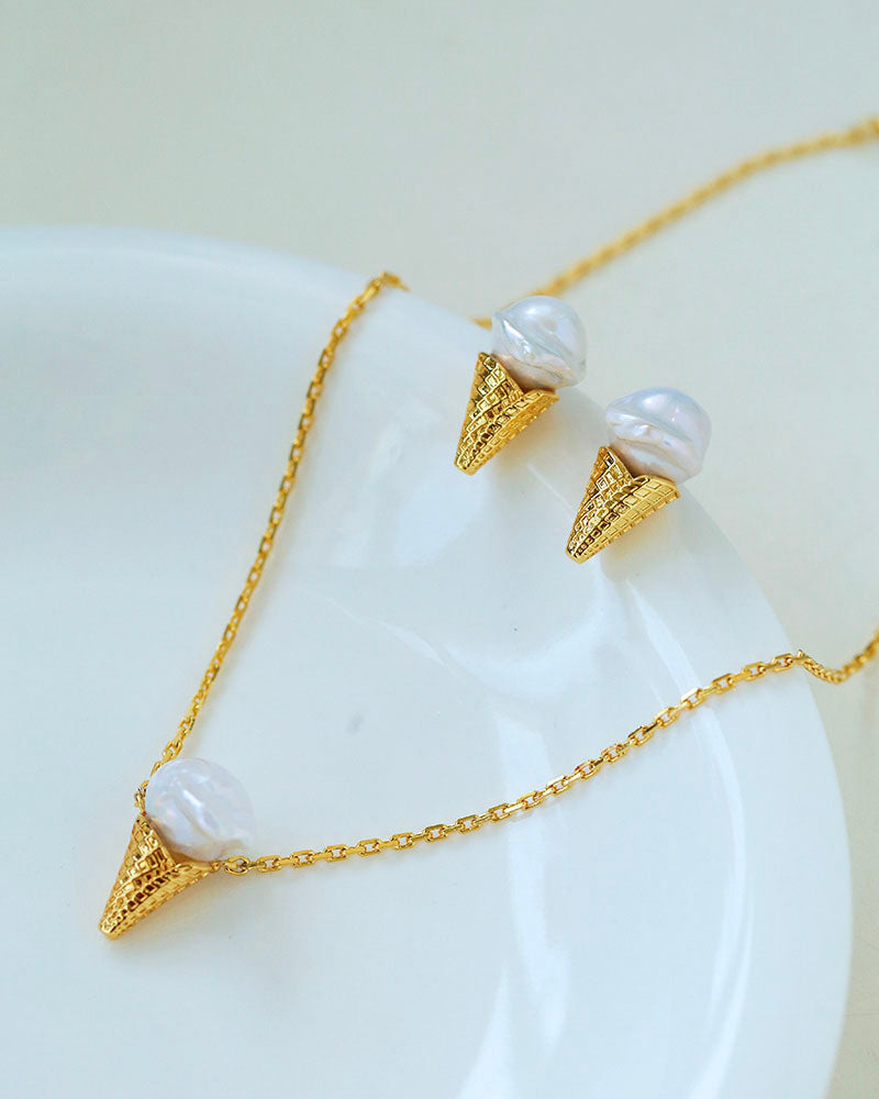 Icecream Pendant Pearl Earrings