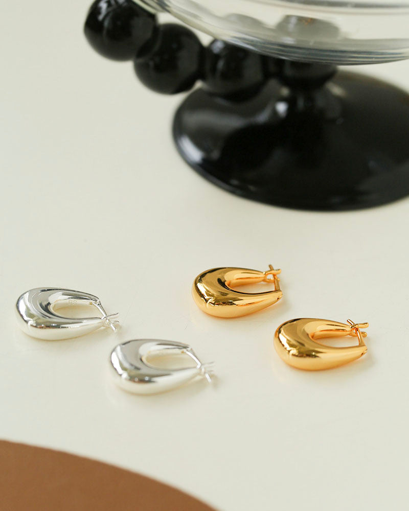 Oval Hoop Earrings