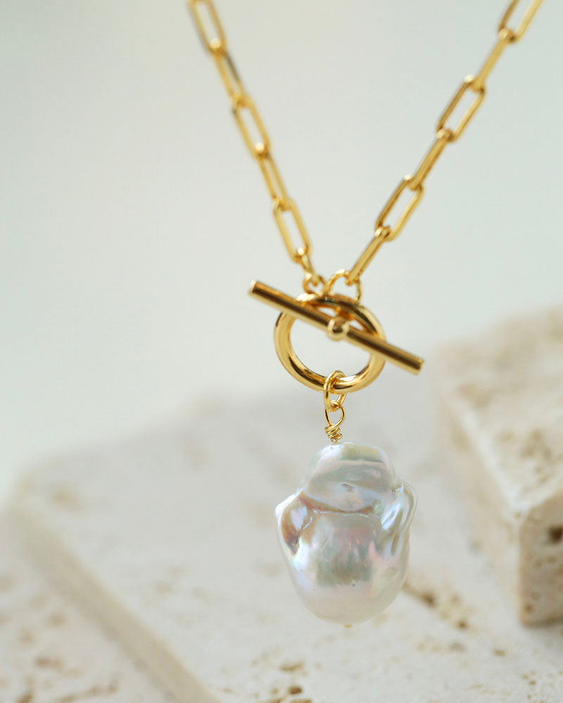 Pearl Pendant Grace Chain Necklace